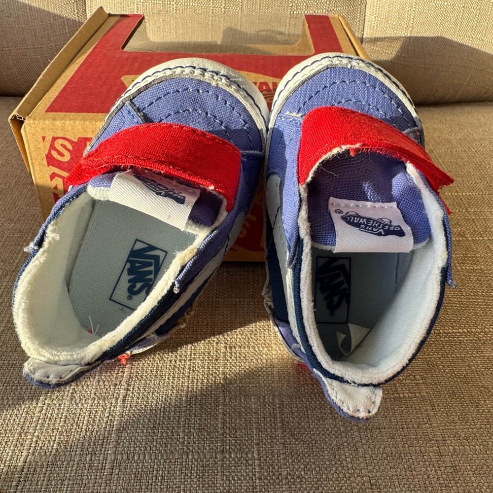 Vans Infant Sk8-Hi Crib Color Block Blue and Red High-Top Shoes size 2 - Picture 4 of 8